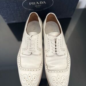 Prada Men's Cream Oxford leather Shoes